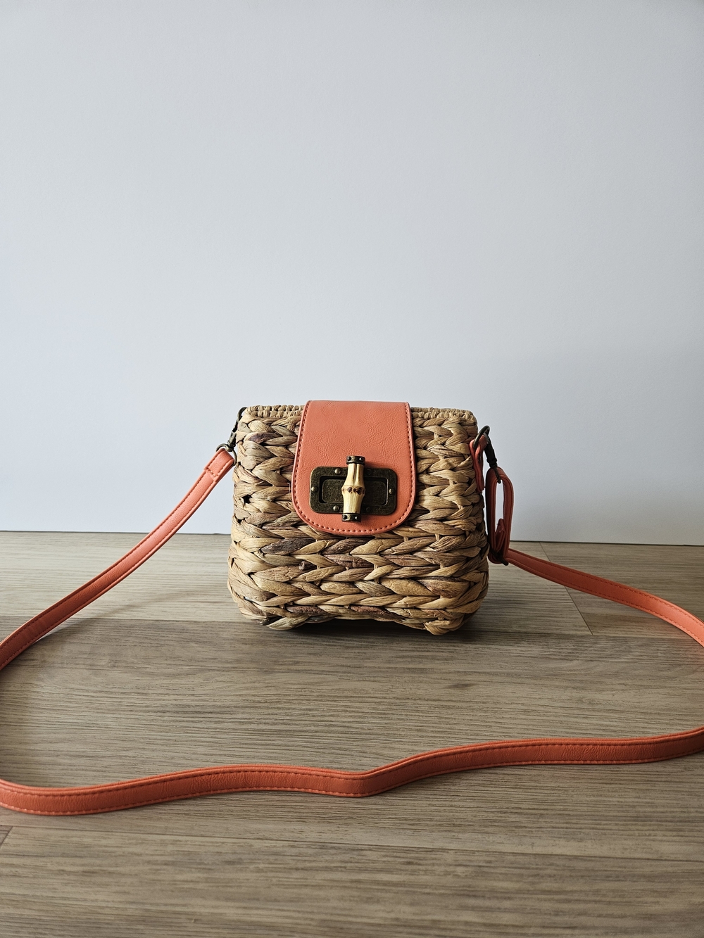 Woven Straw Crossbody Purse with Coral Trim